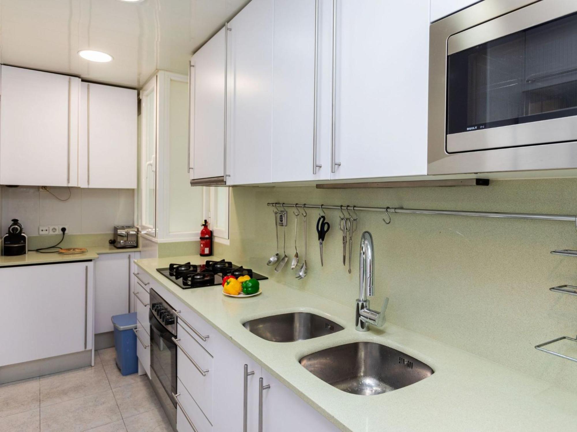 Apartment Sants-Montjuic Rambla Badal By Interhome Barcelona Eksteriør billede