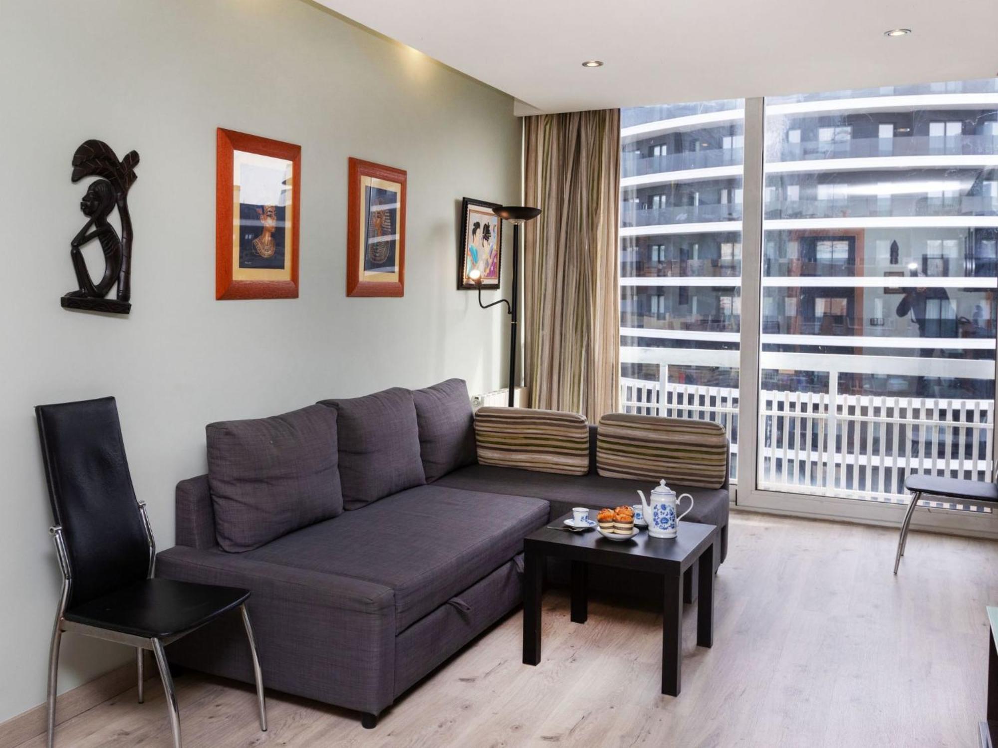 Apartment Sants-Montjuic Rambla Badal By Interhome Barcelona Eksteriør billede